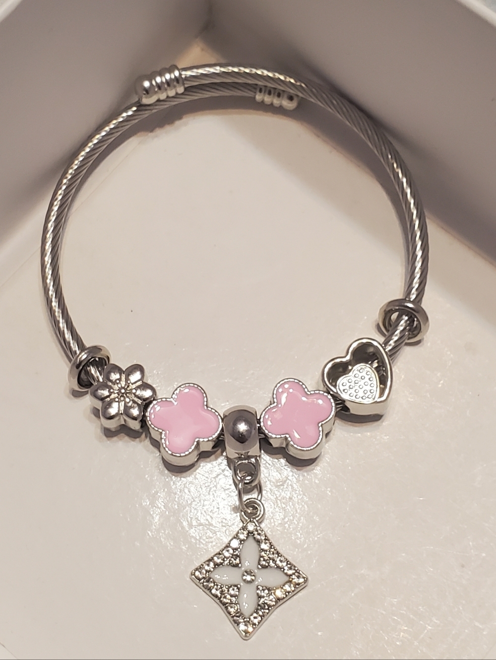Stainless Steel Pink Quatrefoil Clover & Heart Charm Adjustable Bangle Bracelet